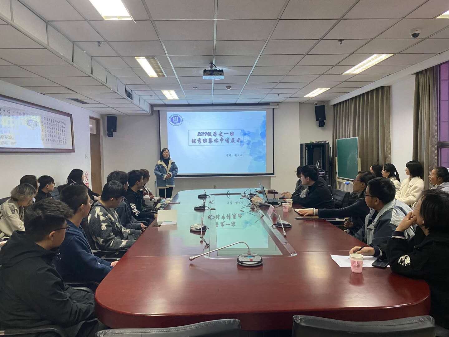 1604549011270004.jpg 班集体展示1.jpg